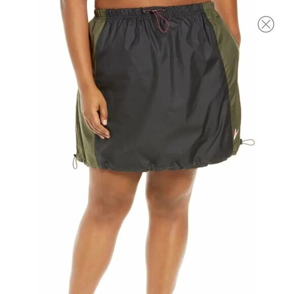 Nike Icon Clash Woven Skirt 2X Black and Green athletic Tennis Utility Plus Size - Picture 7 of 14